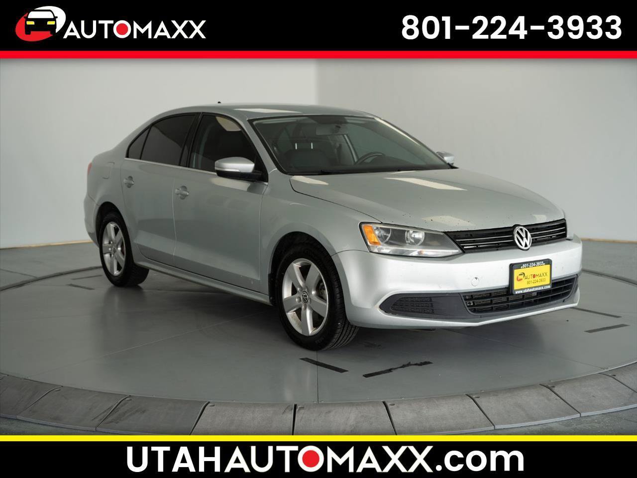 Used 2013 Volkswagen Jetta TDI FWD image 1