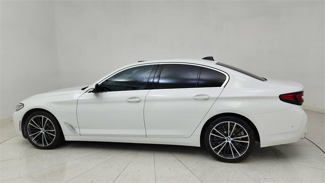 Used 2021 BMW 530i w/ Premium Package image 4