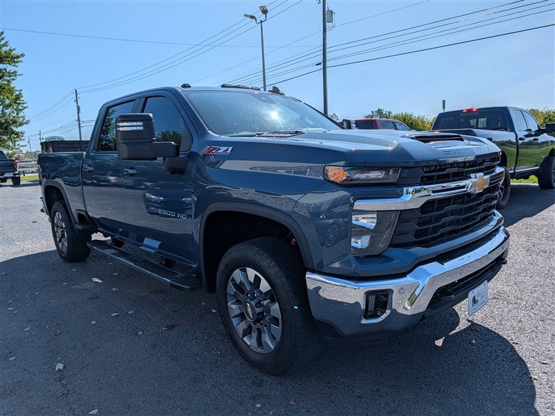 Used 2025 Chevrolet Silverado 2500 LT w/ All Star Edition AWD/4WD image 9