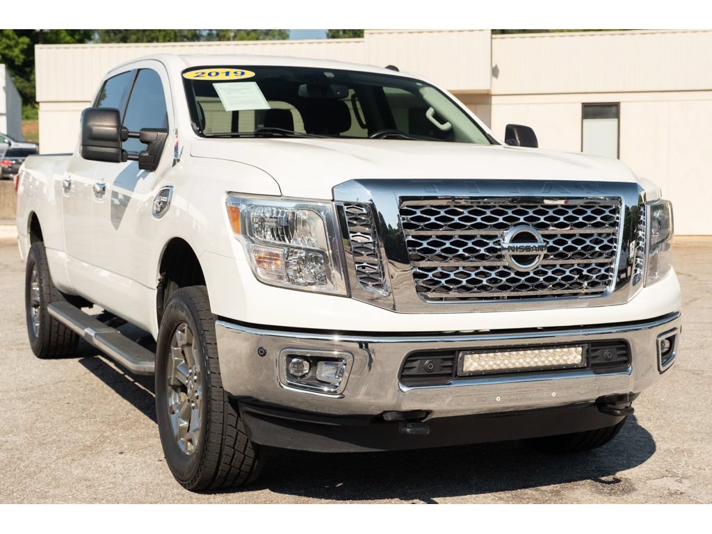Used 2019 Nissan Titan SV w/ SV Convenience Package AWD/4WD image 34