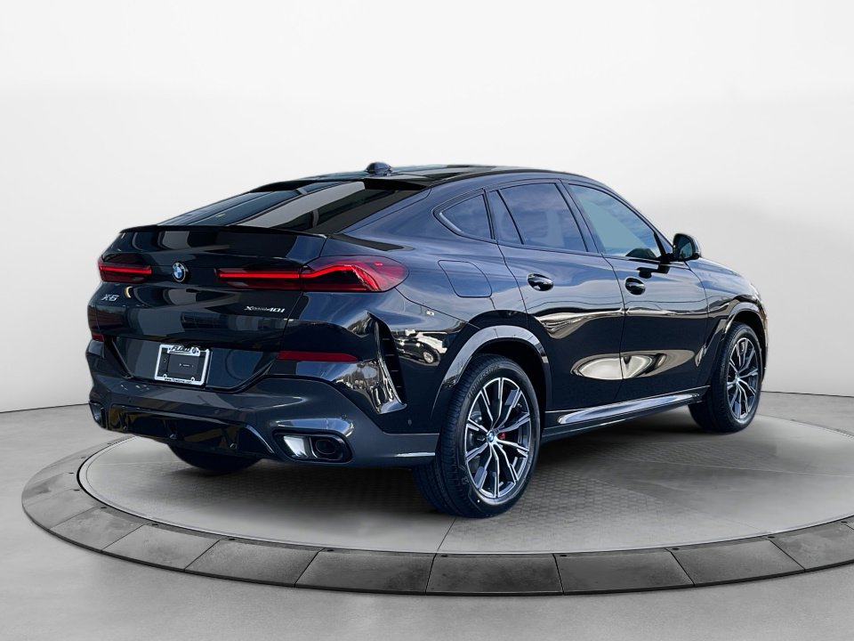 New 2026 BMW X6 xDrive40i image 7