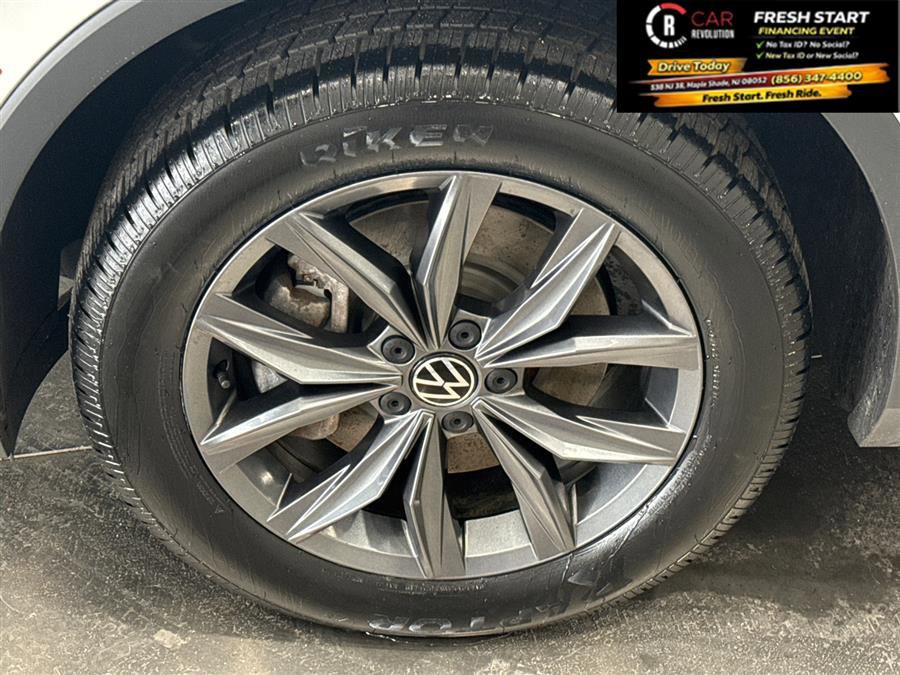 Used 2022 Volkswagen Tiguan SE image 74