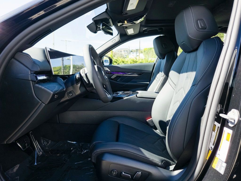 New 2026 BMW i5 eDrive40 w/ M Sport Package image 7