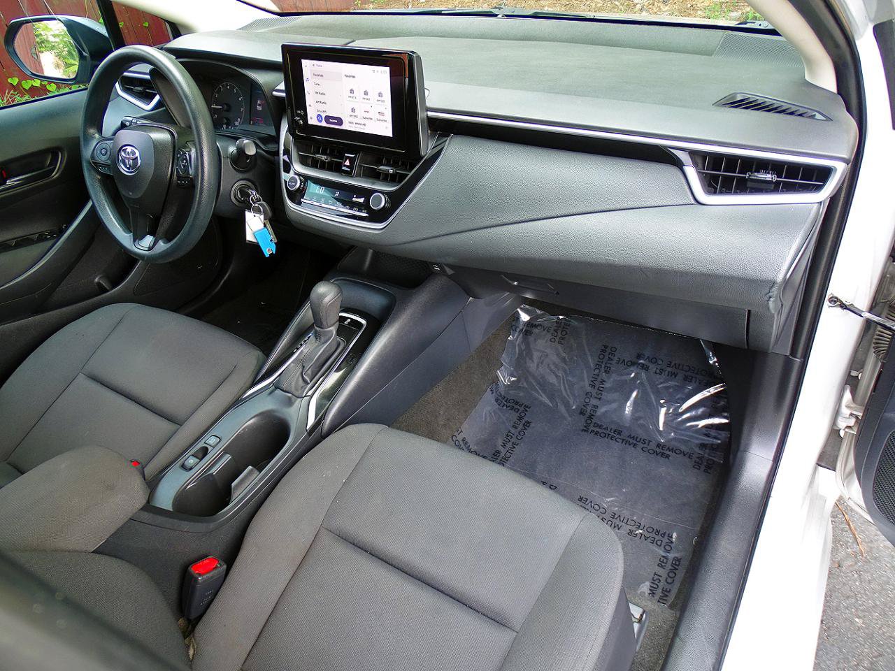 Used 2023 Toyota Corolla LE FWD image 40