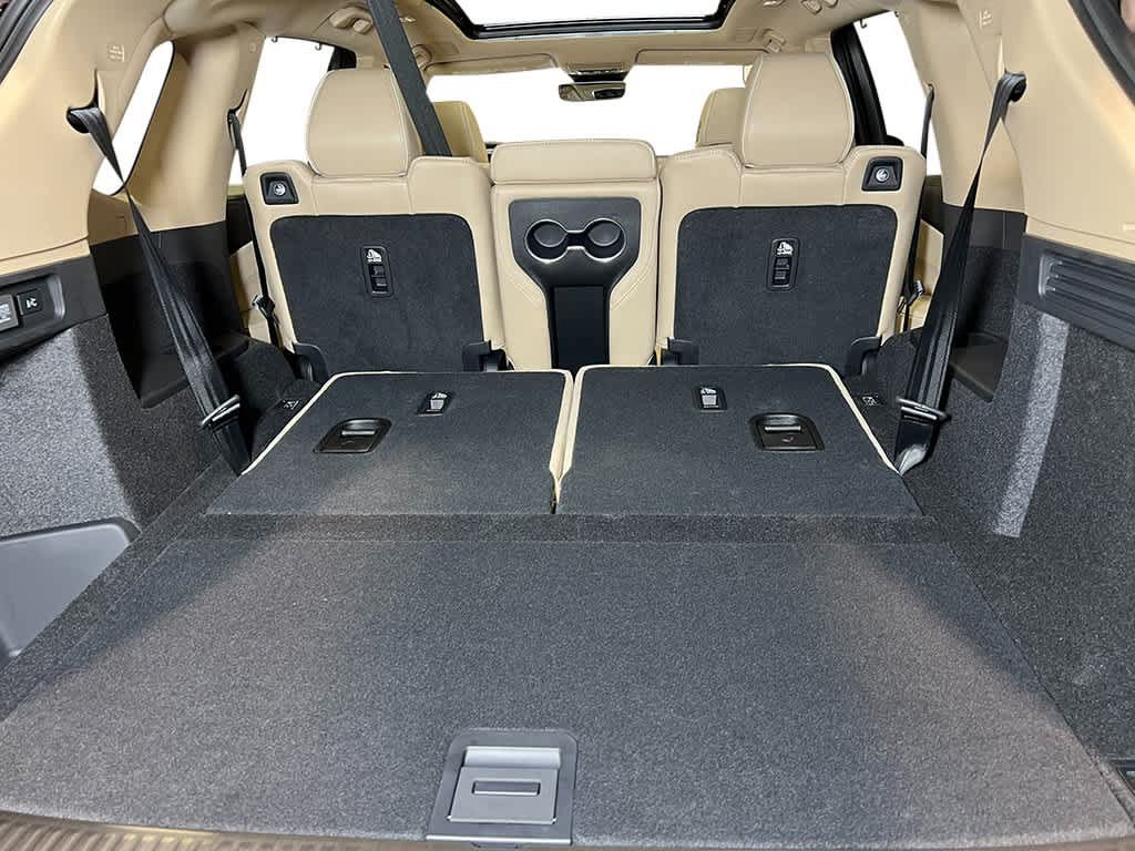 Certified 2026 Acura MDX w/ Advance Package AWD/4WD image 33