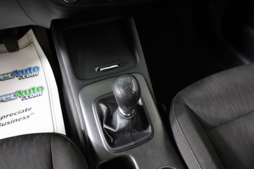 Used 2016 Kia Forte LX image 34