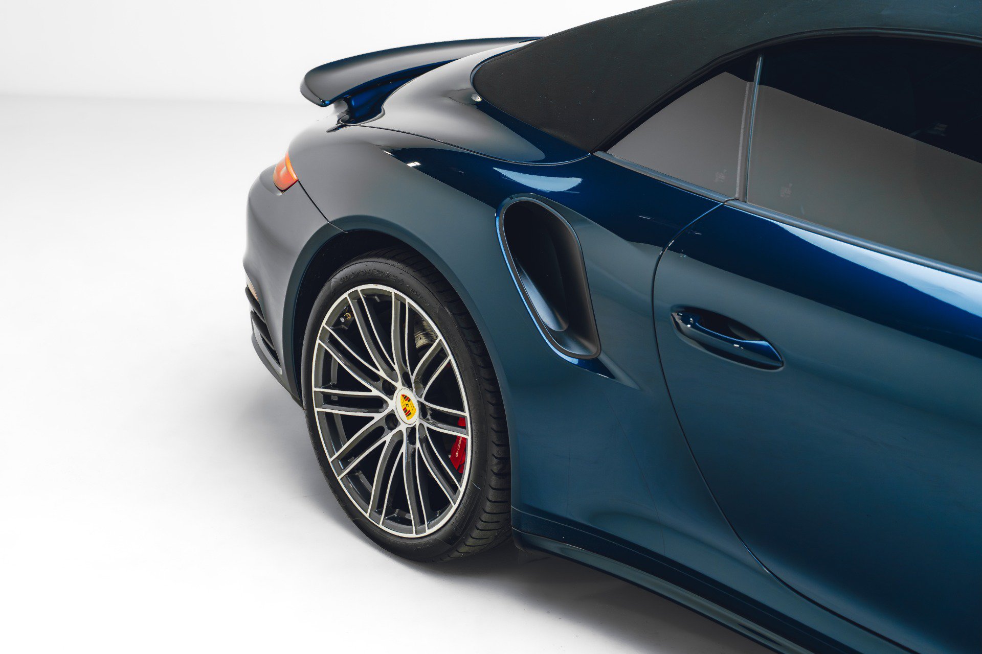 Used 2019 Porsche 911 Turbo AWD/4WD image 35