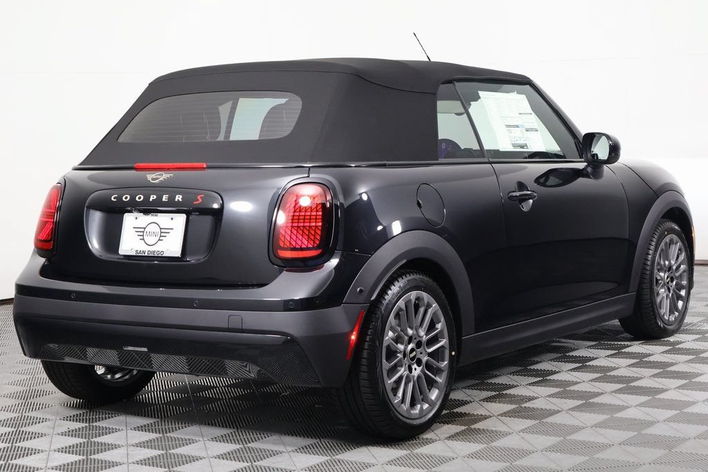 New 2026 MINI Cooper S FWD image 2