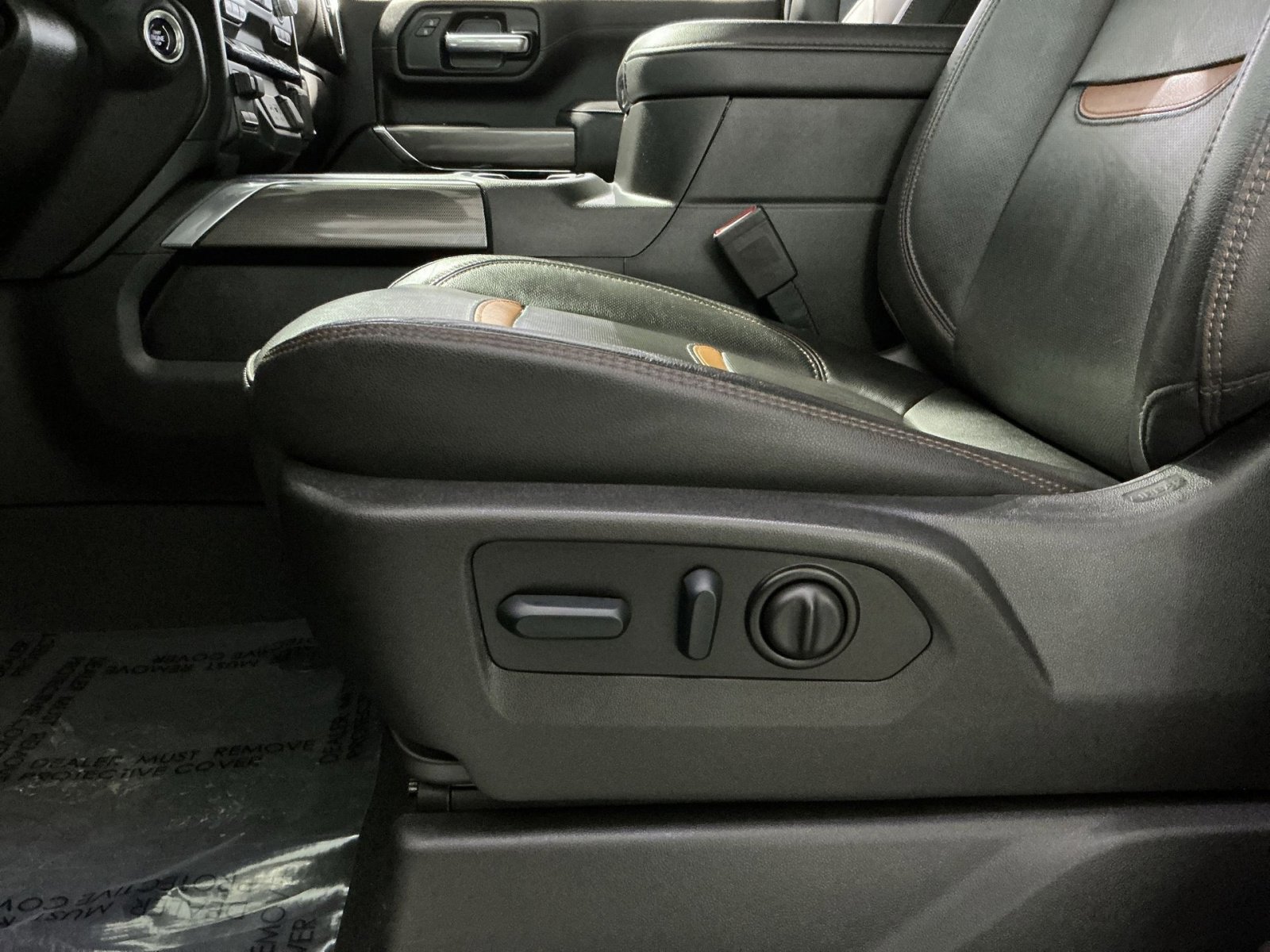 Used 2023 GMC Sierra 3500 AT4 image 22