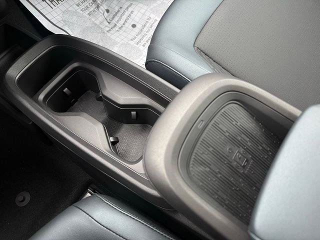 New 2026 Nissan Leaf Platinum+ w/ Cargo Package (Platinum+) FWD image 25