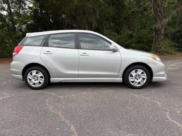 Used 2004 Toyota Matrix XR FWD image 2