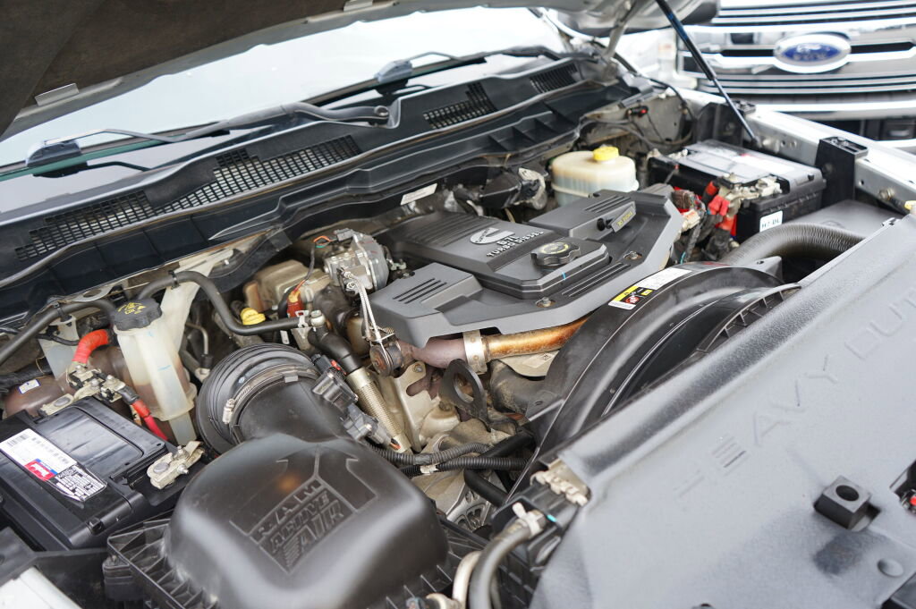 Used 2017 RAM 2500 Laramie w/ Sport Appearance Group image 9