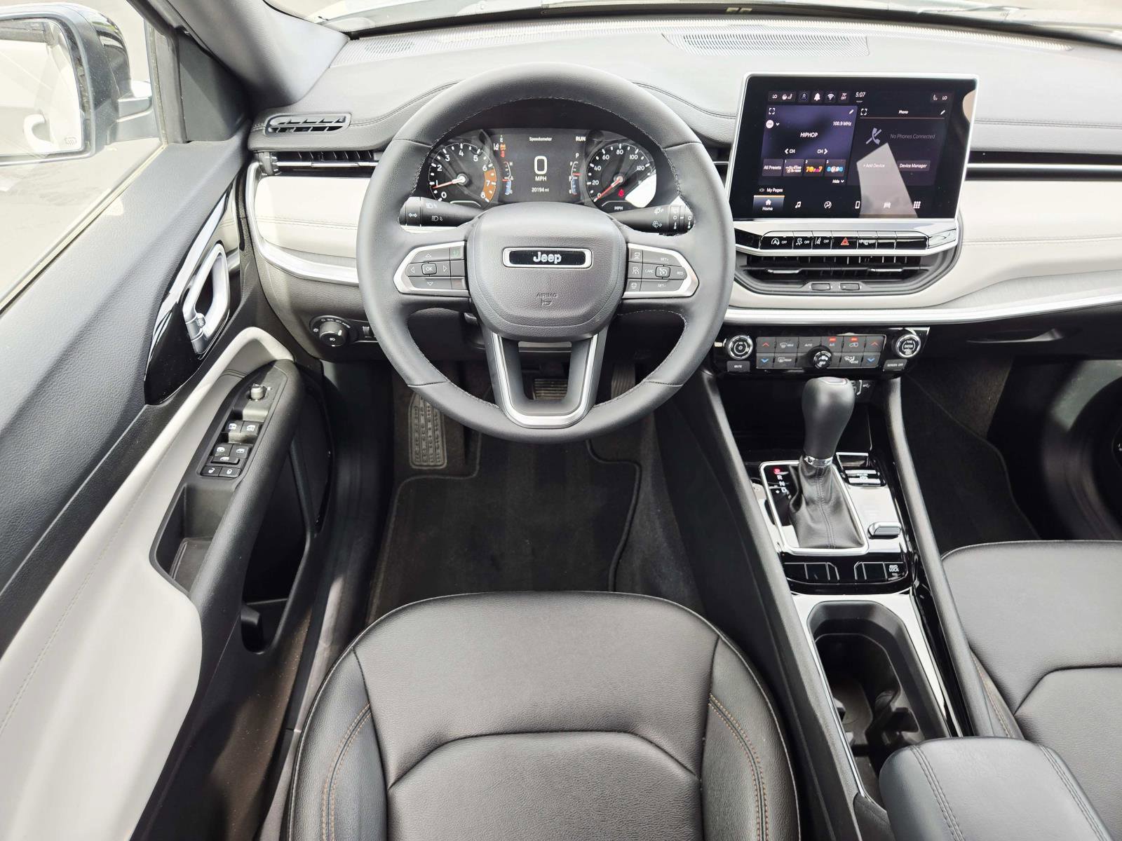 Used 2024 Jeep Compass Limited AWD/4WD image 11