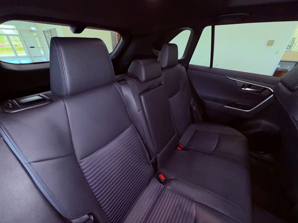 Used 2025 Toyota RAV4 XSE w/ Advanced Technology Package image 15