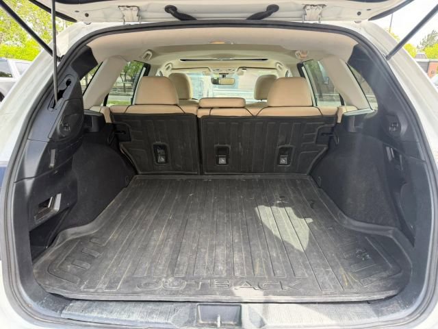 Used 2017 Subaru Outback 2.5i Limited AWD/4WD image 21