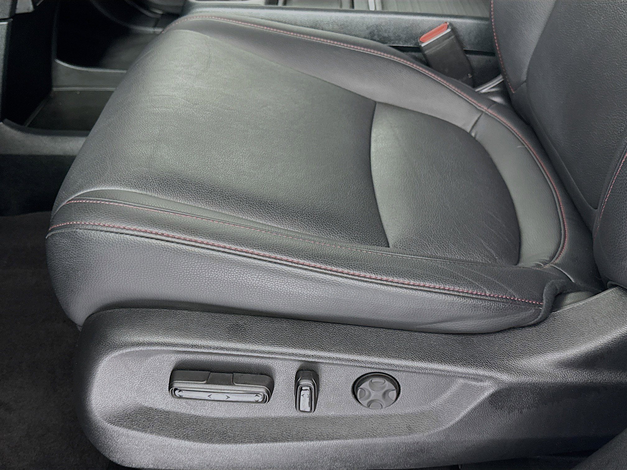 Certified 2024 Honda Odyssey Sport image 18