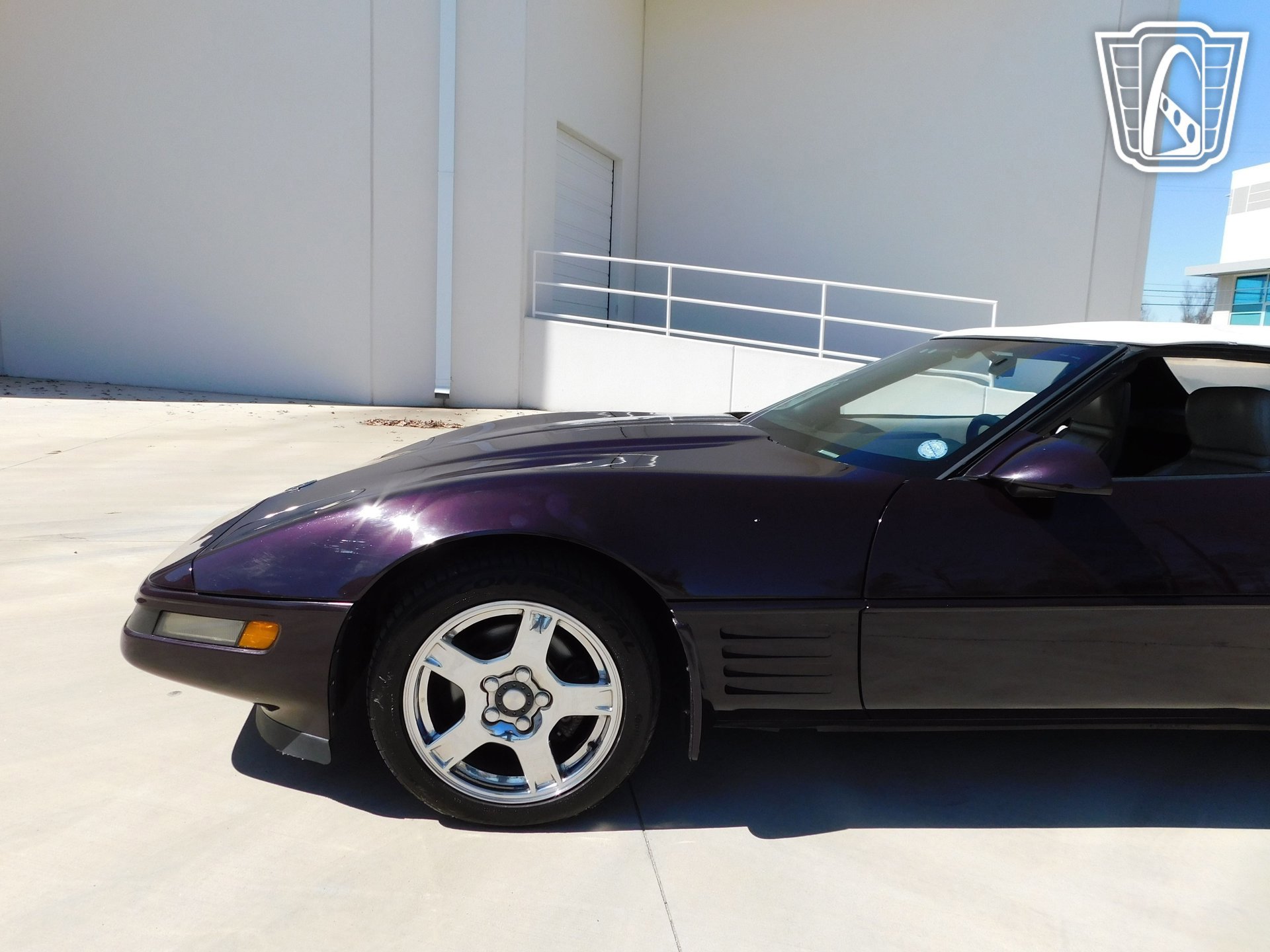 Used 1993 Chevrolet Corvette Convertible image 11