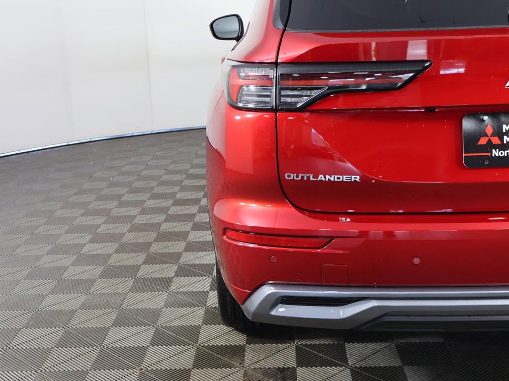 New 2025 Mitsubishi Outlander SEL image 19
