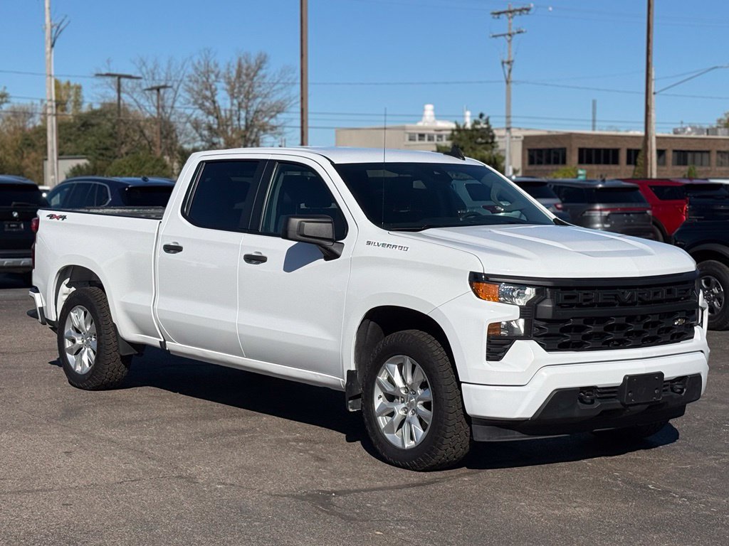 Used 2023 Chevrolet Silverado 1500 Custom AWD/4WD image 22