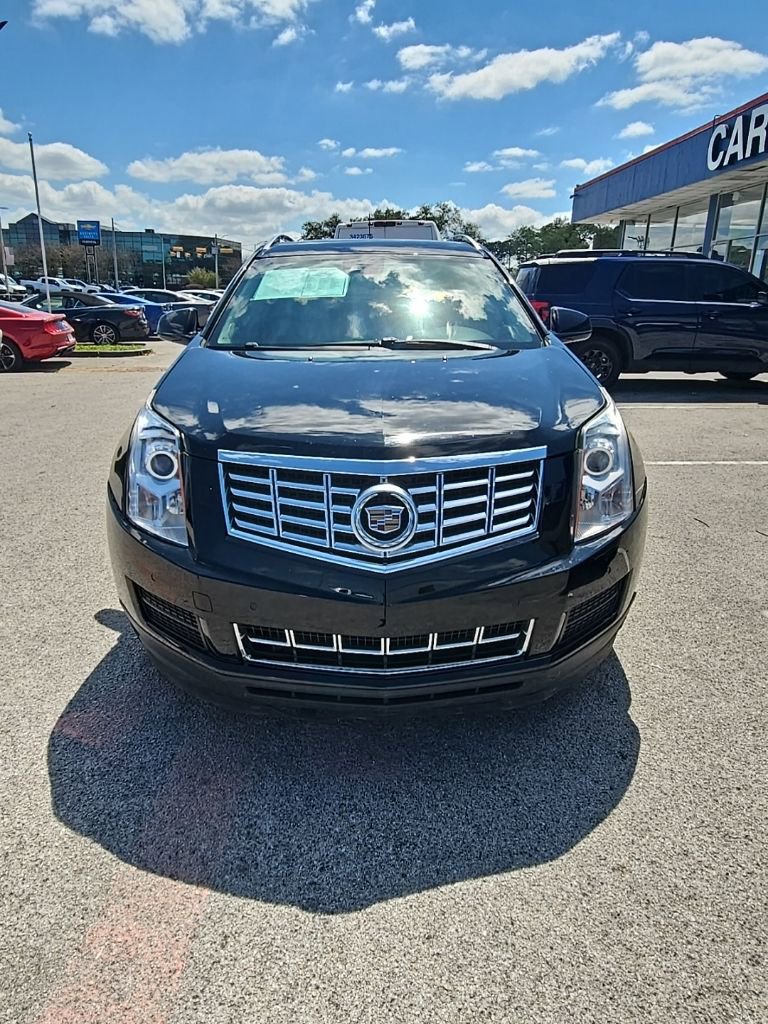 Used 2016 Cadillac SRX Luxury w/ Driver Awareness Package FWD image 2