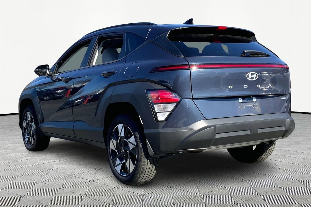 Used 2024 Hyundai Kona SEL image 4