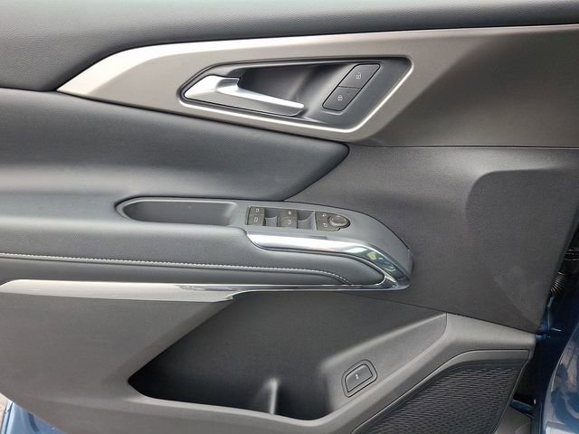 New 2026 Chevrolet Traverse LT w/ Sun and Wheel Package image 9