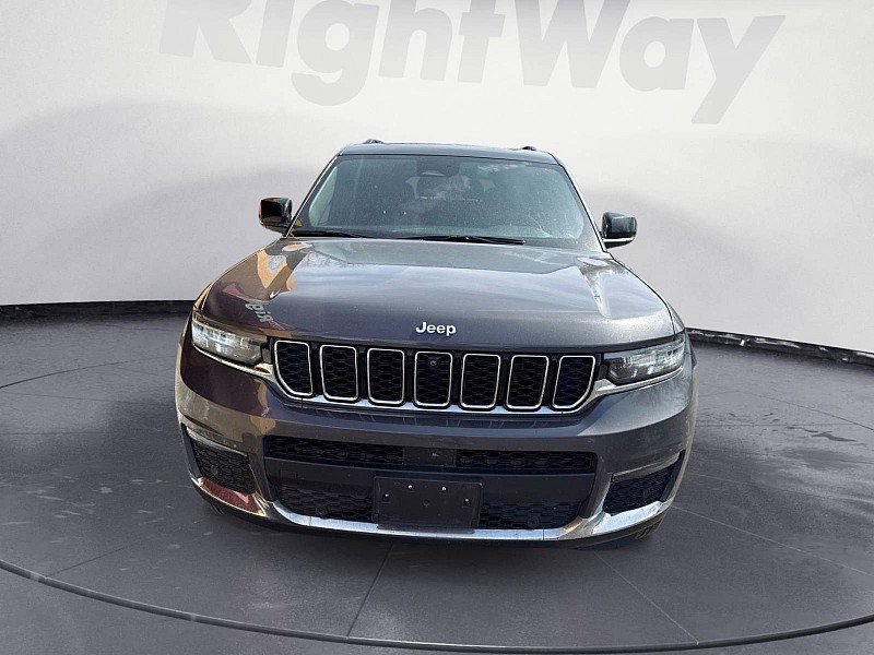 Used 2024 Jeep Grand Cherokee L Limited w/ Luxury Tech Group II image 8