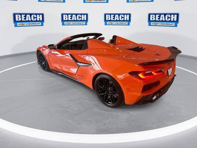 Used 2025 Chevrolet Corvette Z06 RWD image 7