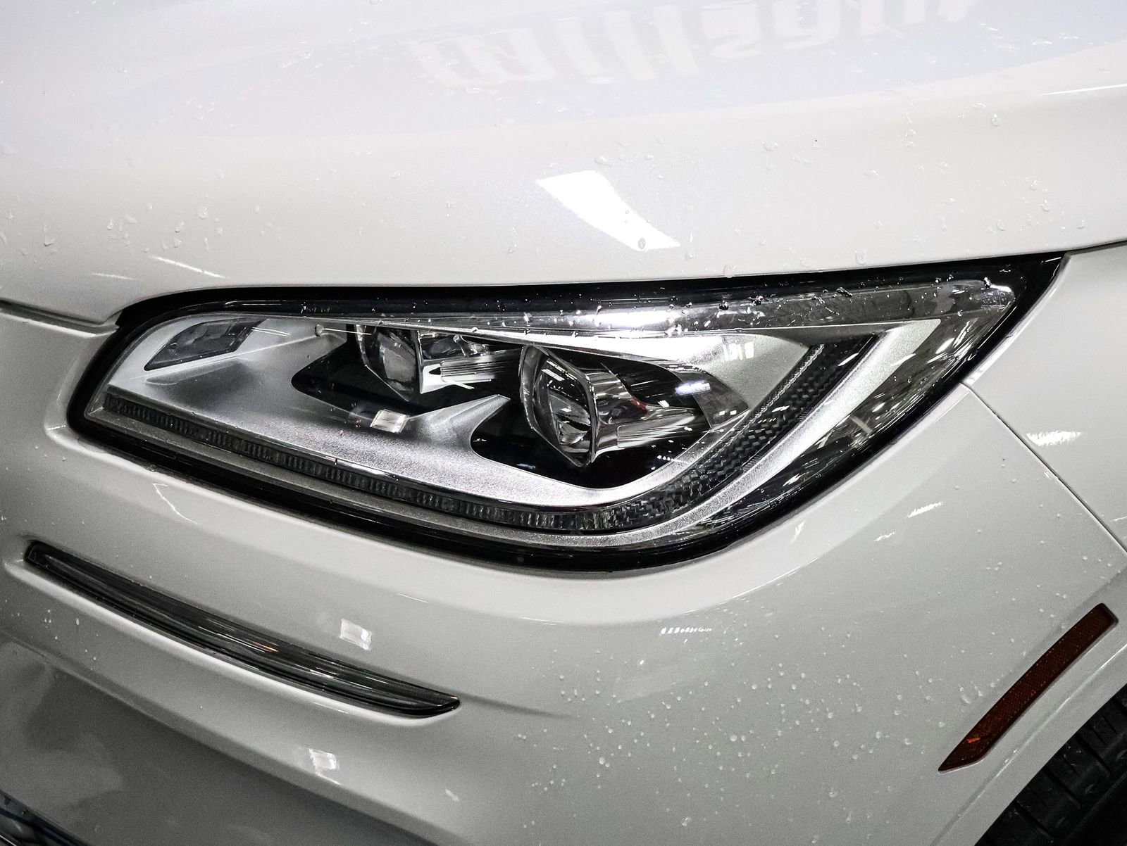 Used 2025 Lincoln Corsair Grand Touring image 14