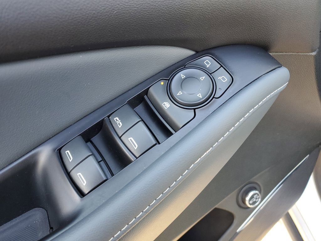 Certified 2023 Buick Enclave Essence image 22