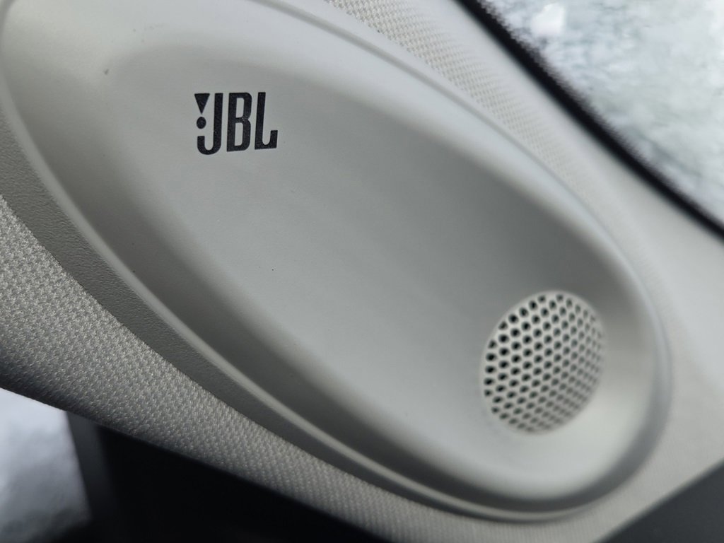 New 2026 Toyota Highlander Platinum image 16