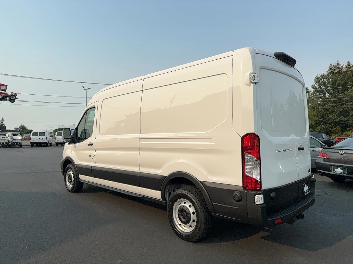 Used 2023 Ford Transit 250 Medium Roof w/ Load Area Protection Package RWD image 6