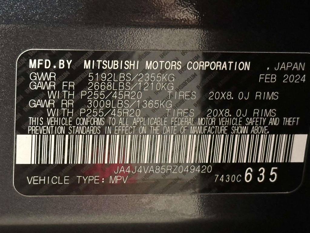 Used 2024 Mitsubishi Outlander SE image 32