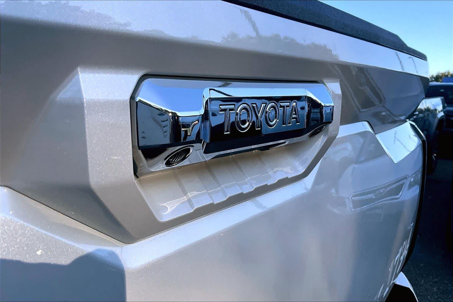 Used 2025 Toyota Tundra 1794 Edition AWD/4WD image 29