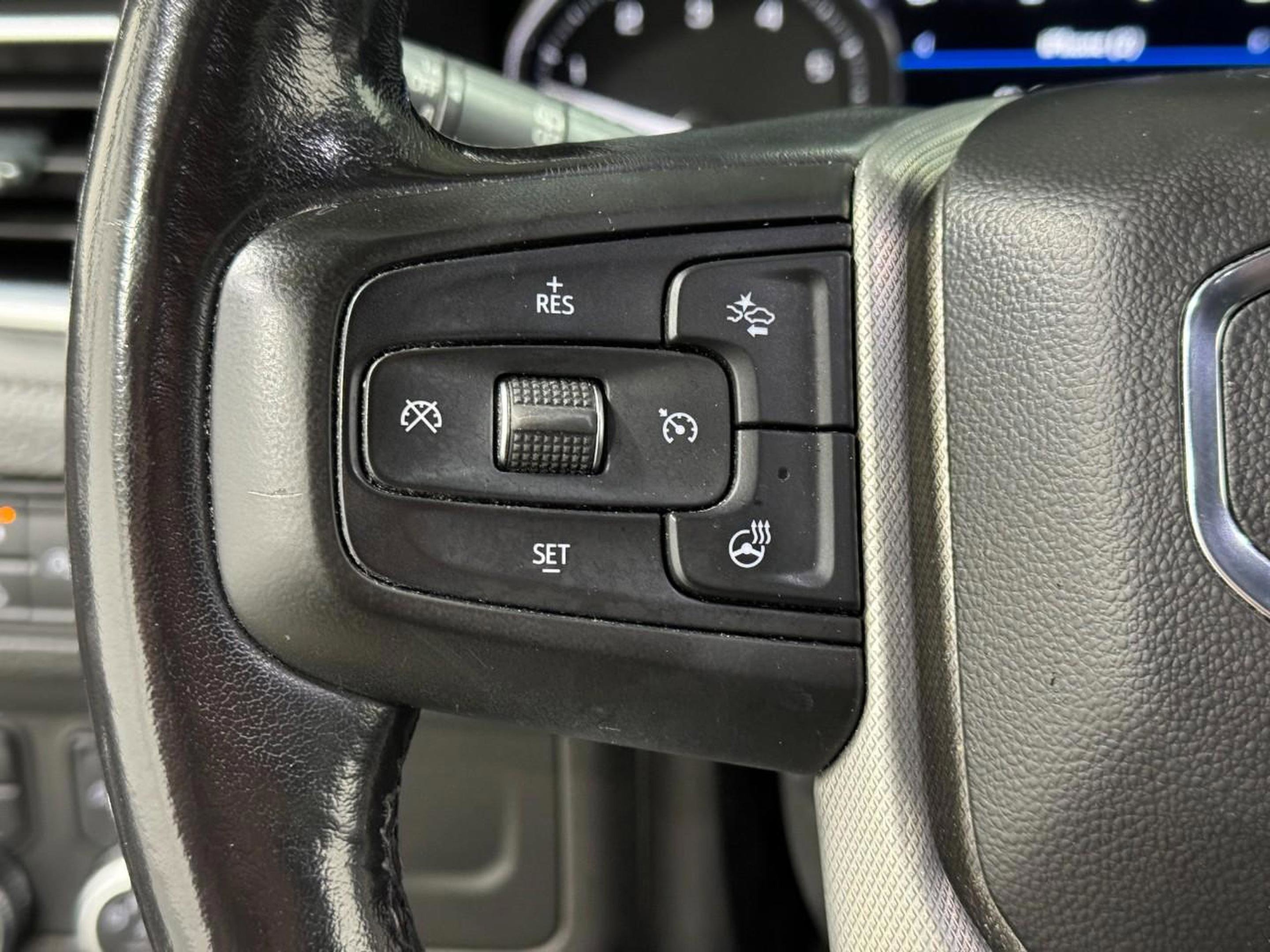 Used 2021 GMC Yukon Denali image 33