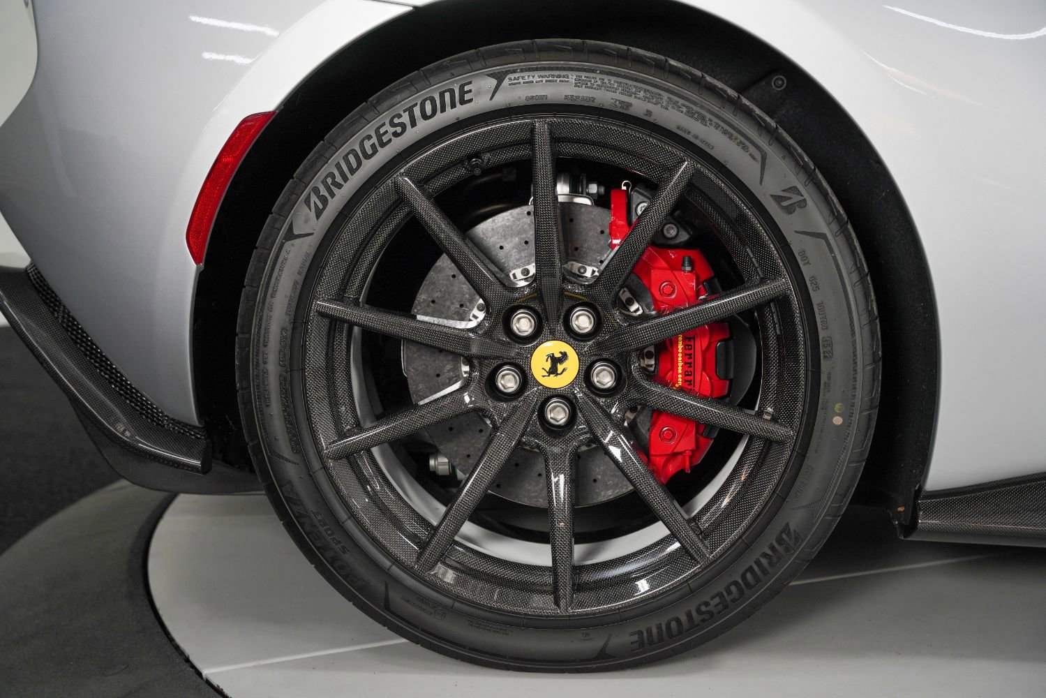 Used 2022 Ferrari 296 GTB image 28