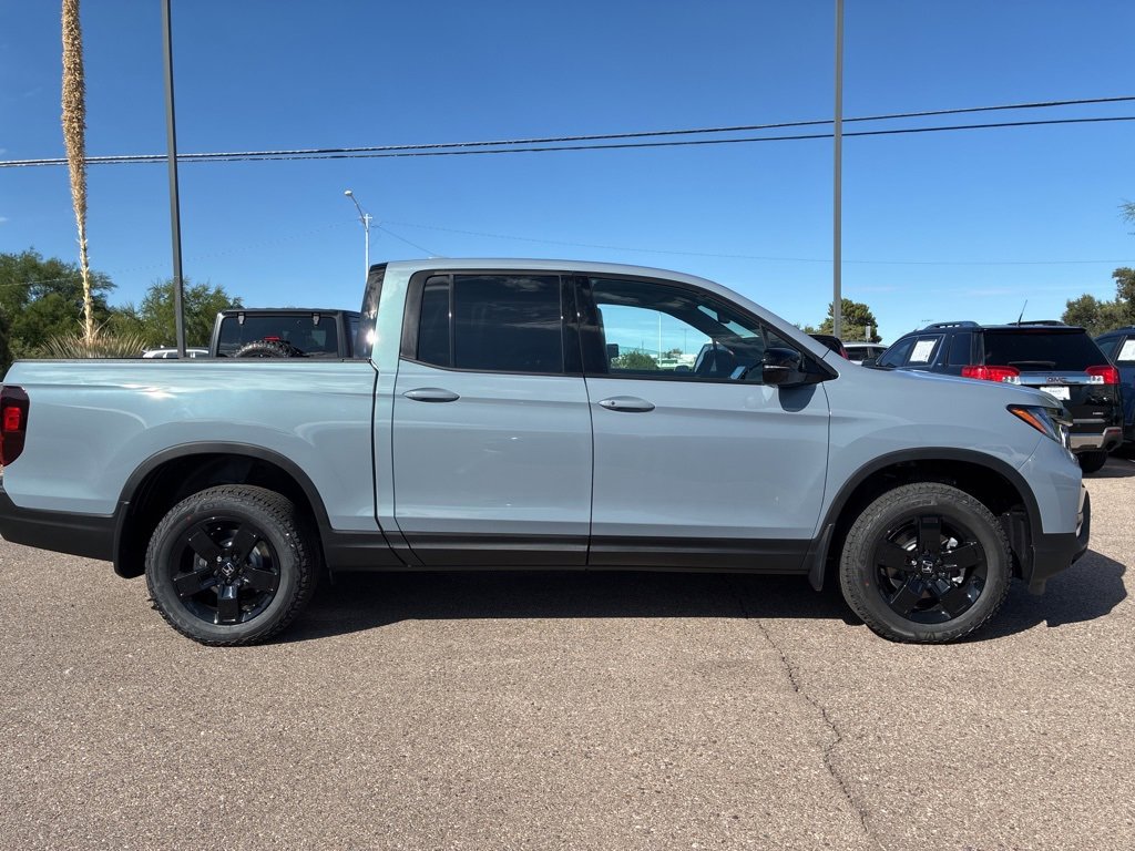 New 2026 Honda Ridgeline Black Edition image 6