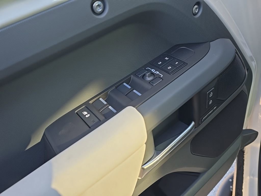 New 2026 Land Rover Defender 110 S AWD/4WD image 11