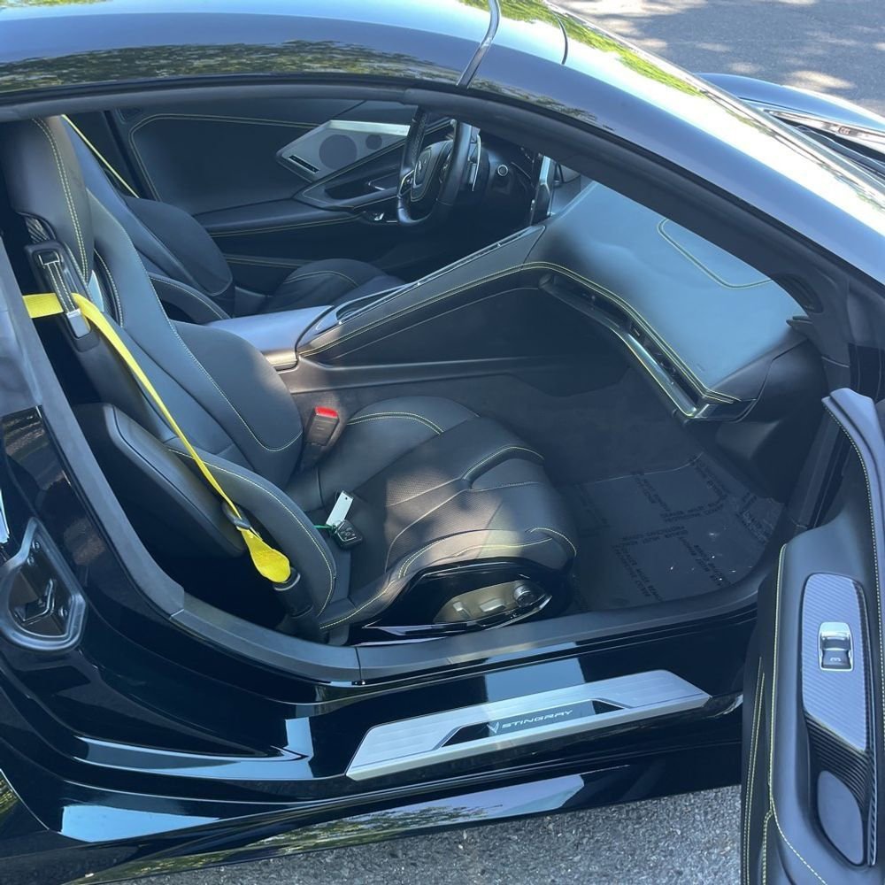 Used 2020 Chevrolet Corvette Stingray Premium Cpe w/ 3LT Preferred Equipment Group RWD image 11