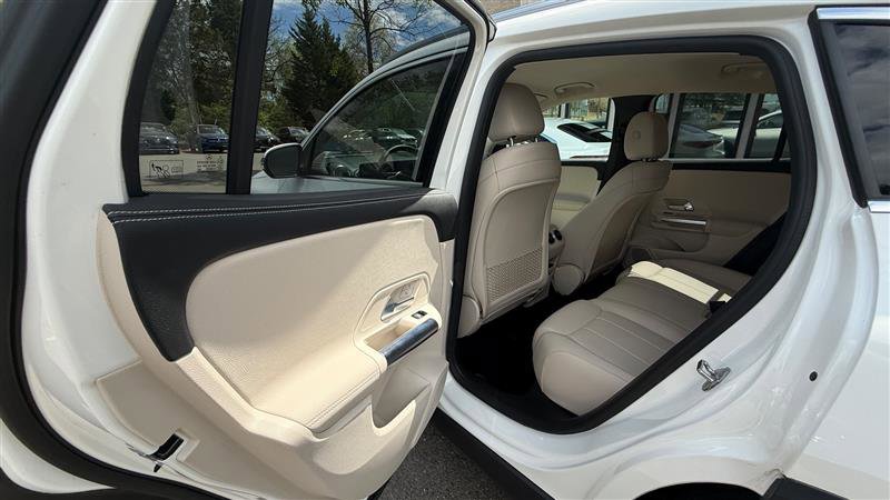 Used 2021 Mercedes-Benz GLA 250 4MATIC image 19