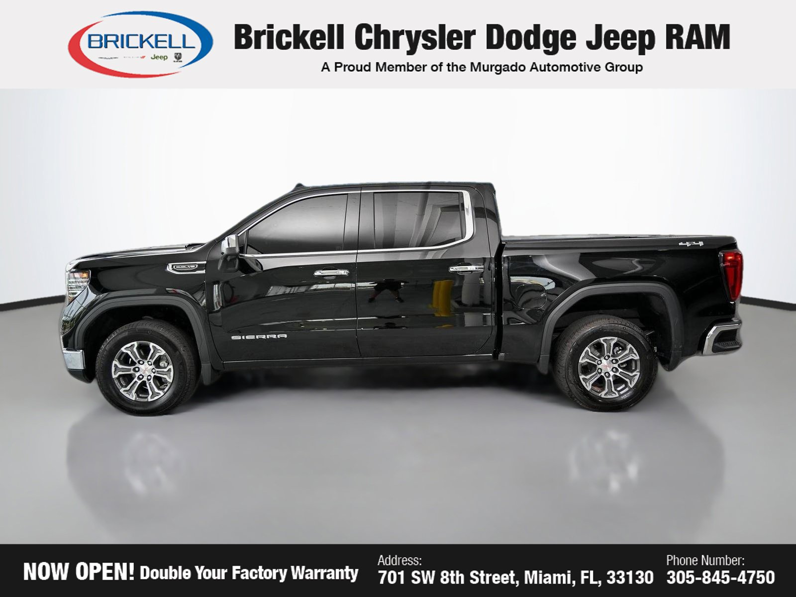 Used 2026 GMC Sierra 1500 SLT AWD/4WD image 11