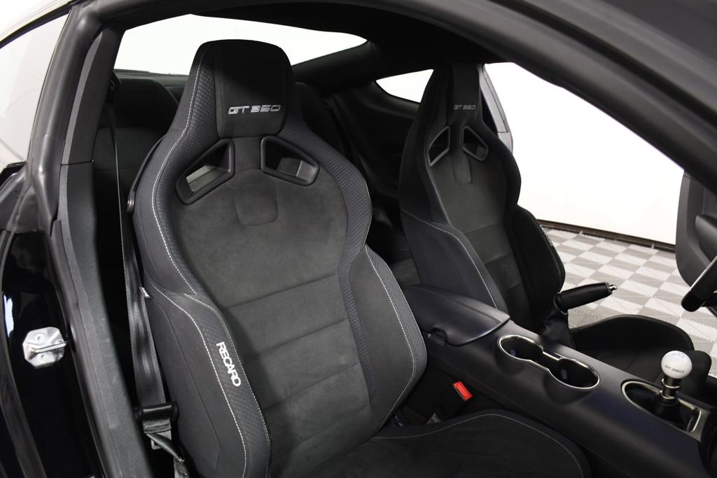 Used 2018 Ford Mustang Shelby GT350 w/ Electronics Package RWD image 20