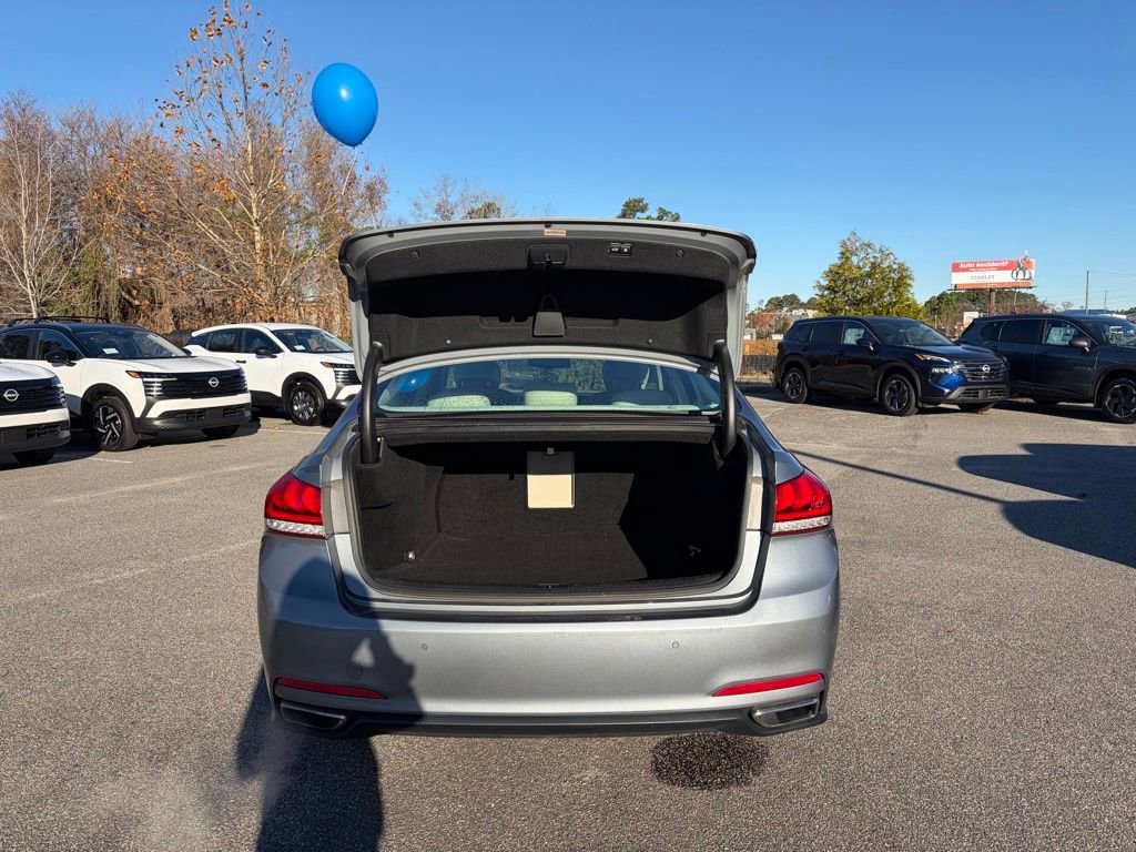 Used 2015 Hyundai Genesis 3.8 w/ Option Group 04 image 5