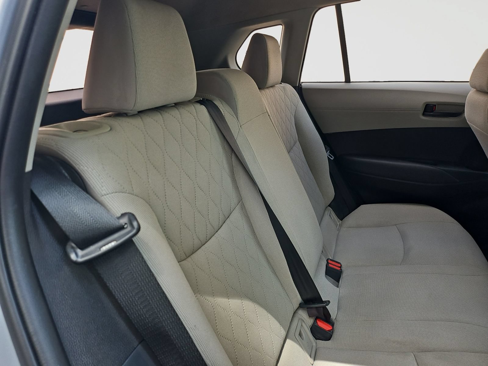 Used 2022 Toyota Corolla Cross L FWD image 45