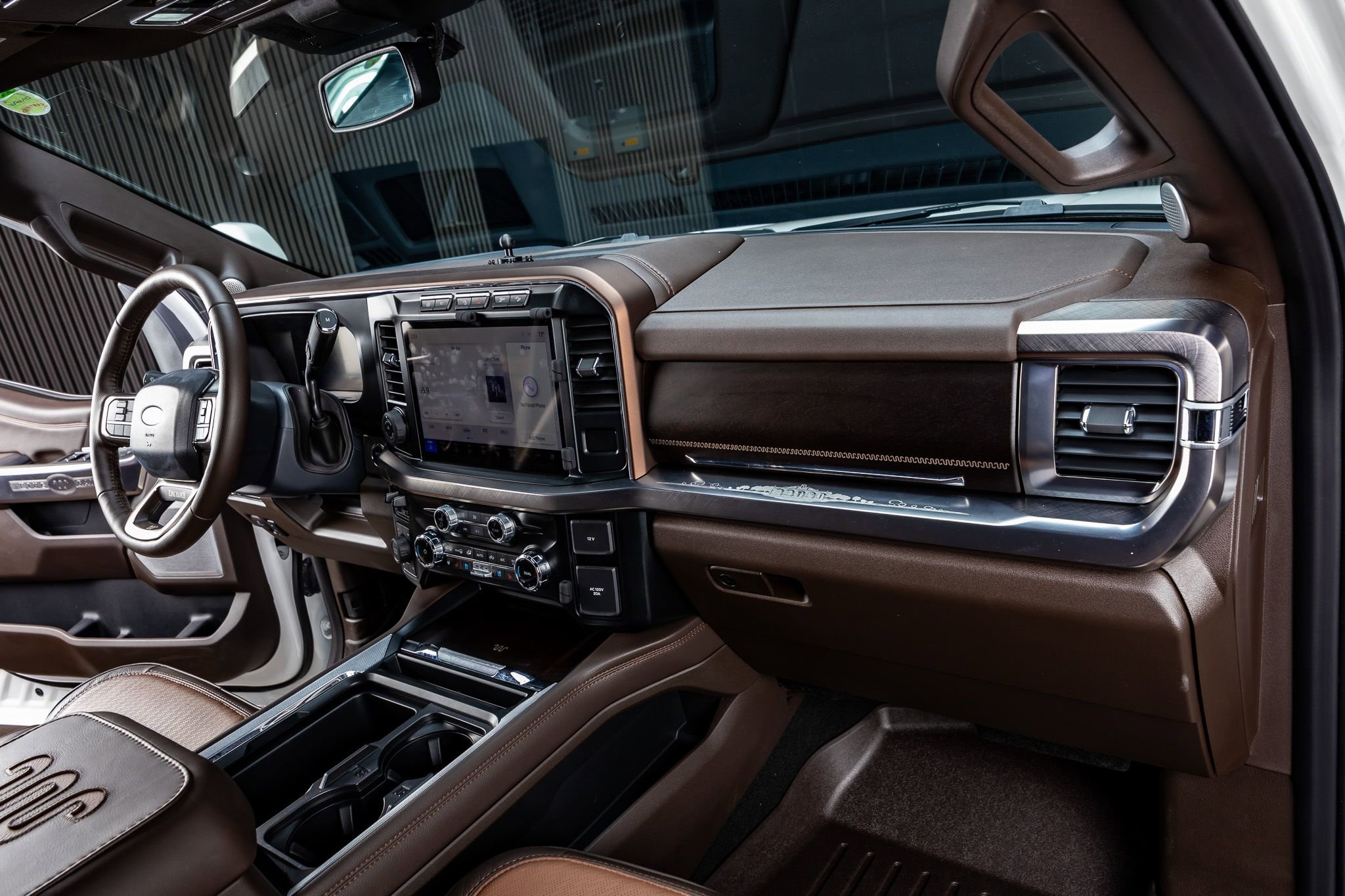 Used 2024 Ford F250 King Ranch w/ Chrome Package image 17