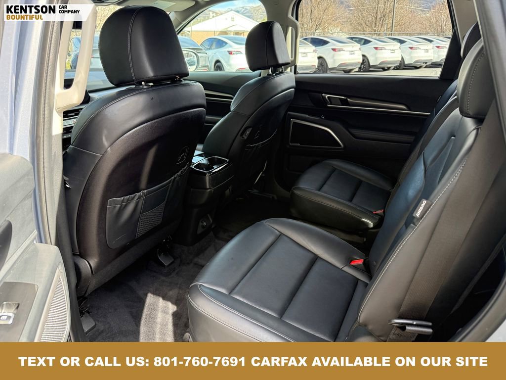 Used 2025 Kia Telluride S image 37