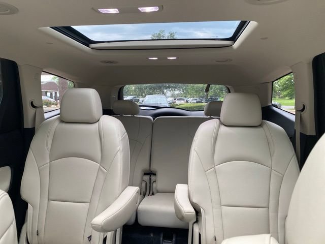 Used 2022 Buick Enclave Premium w/ Experience Buick Package AWD/4WD image 3
