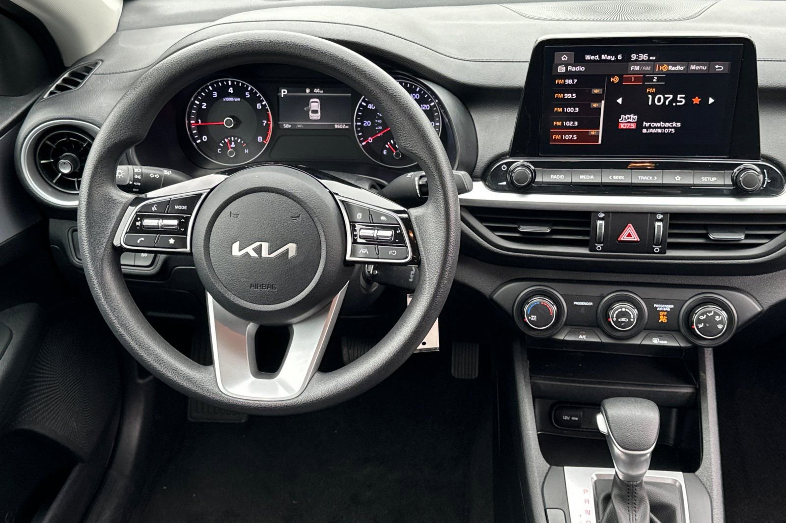 Certified 2024 Kia Forte LXS w/ LXS Technology Package FWD image 14