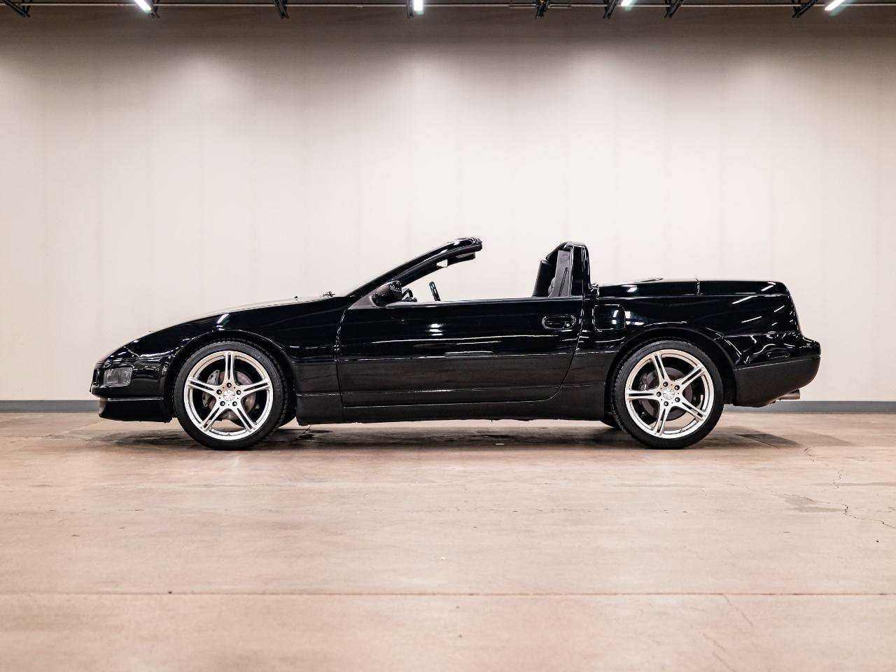 Used 1994 Nissan 300ZX Convertible RWD image 28