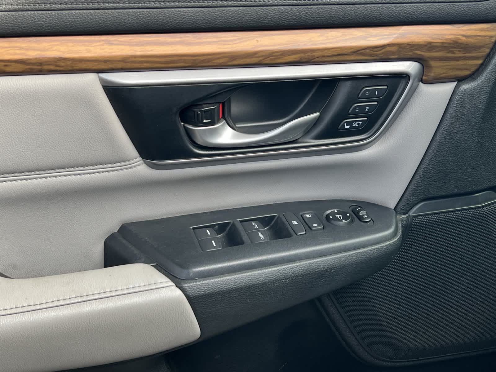 Used 2017 Honda CR-V EX-L image 13